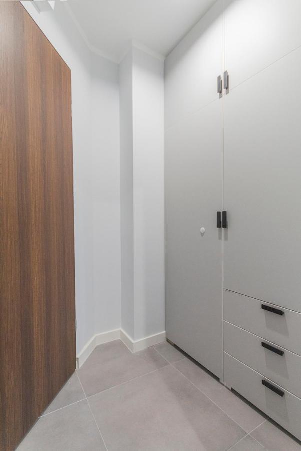 City Center - Studio - Golden Apartments - Ogrodowa Варшава Экстерьер фото